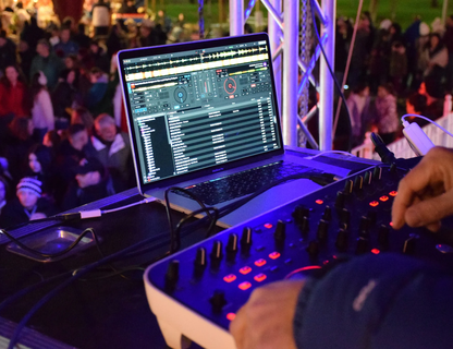 Técnica / DJ para casamientos