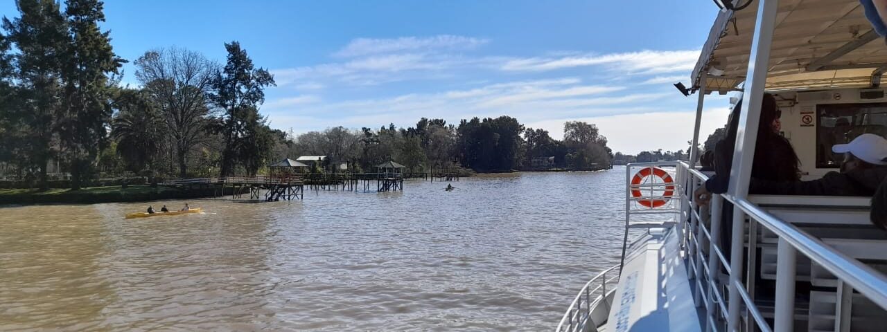 CATAMARANES TIGRE - Portada