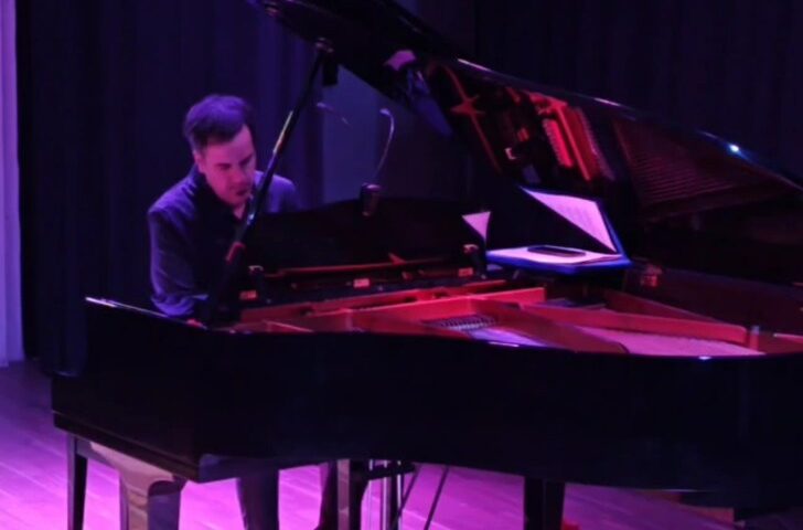 A piano solo - Portada