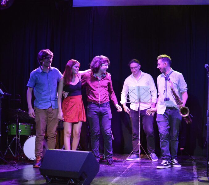 Polka Dots Jazz - Imagen principal