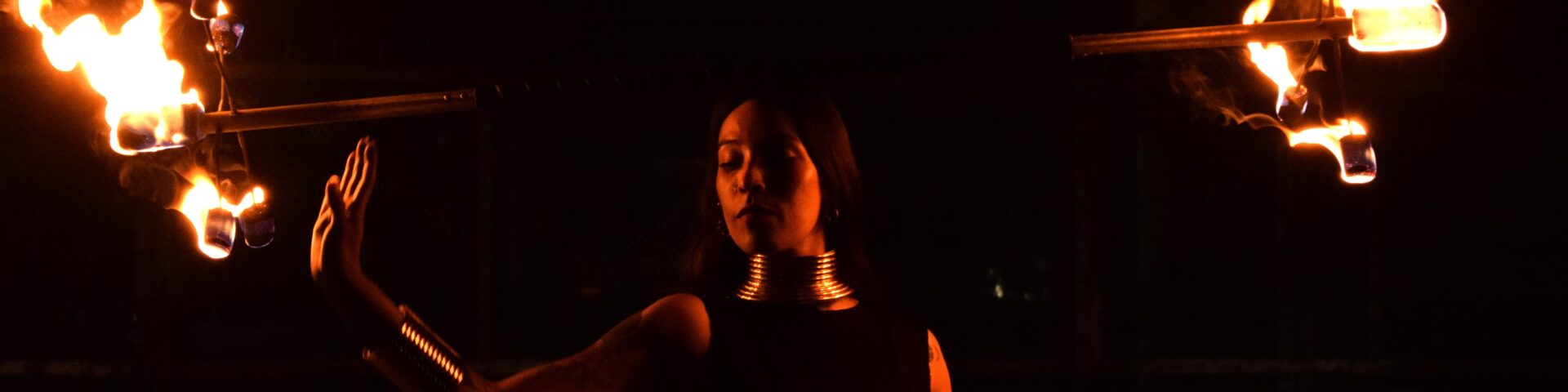 Ariadna – Shows visuales – Fuego, LED y danza - Portada