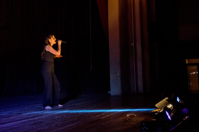 Melania Rein cantante de eventos - Imagen principal