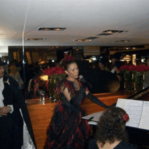 Laura La Rosa Soprano (cantante lirica) - Imagen principal