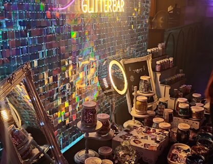 Baires glitter bar