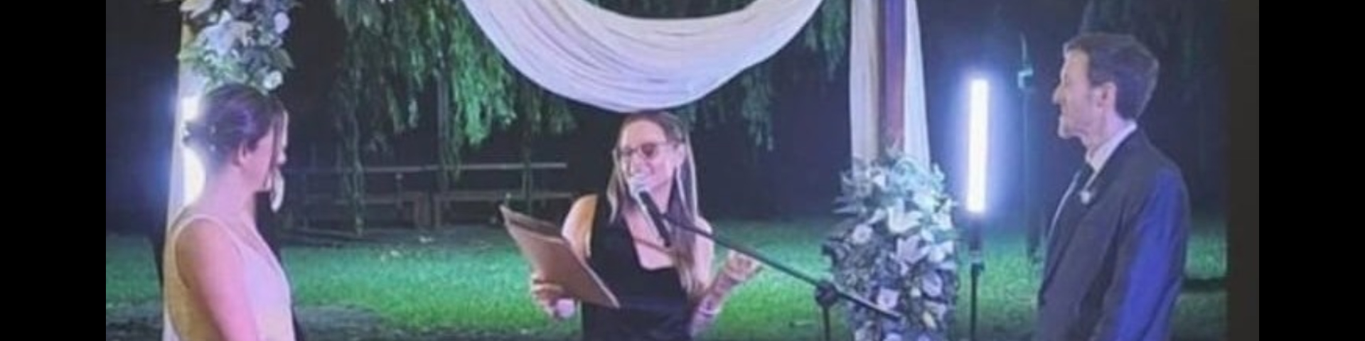 Ceremonias únicas – Maestra de ceremonias & Locutora nacional - Portada