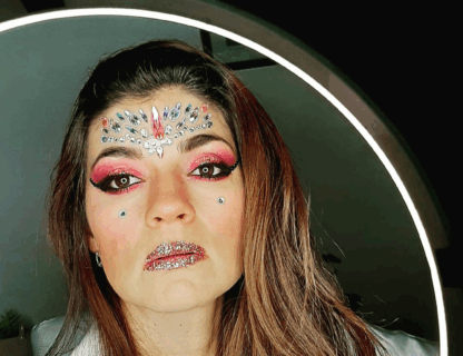 Silvana Bustos Maquilladora Profesional. Stand de Glitters