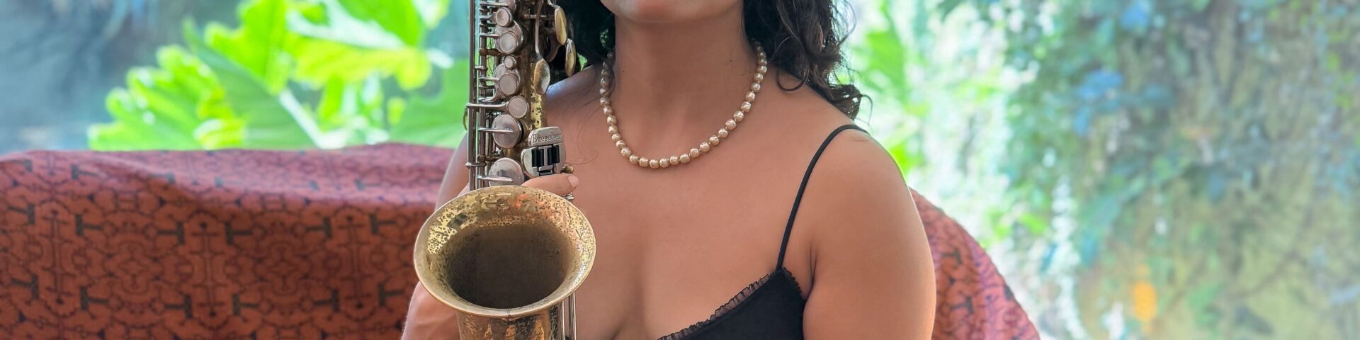 Camila Sax - Portada