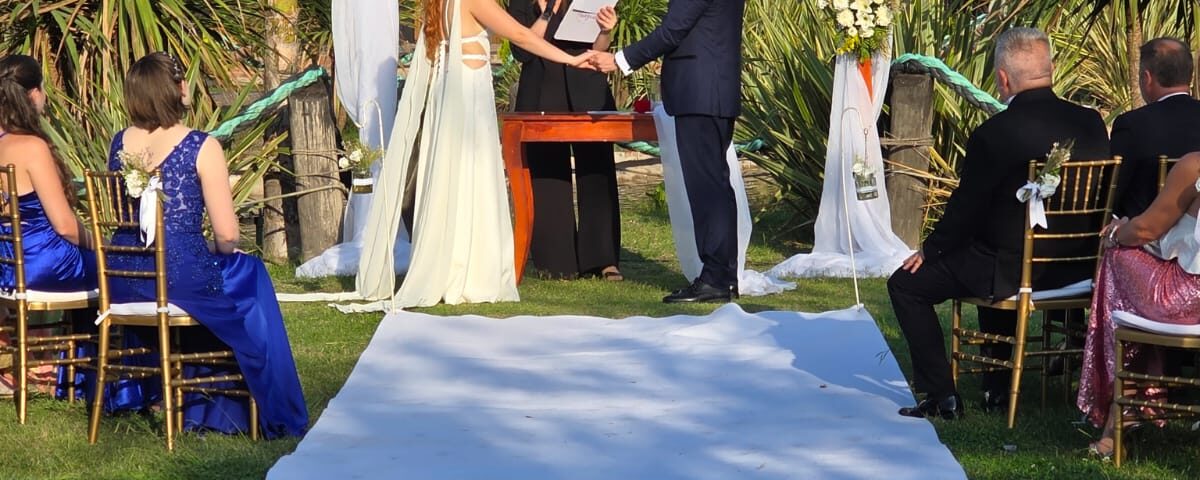 Entre petalos - Portada