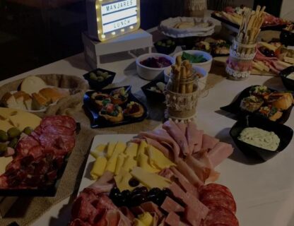 Manjares Lunch