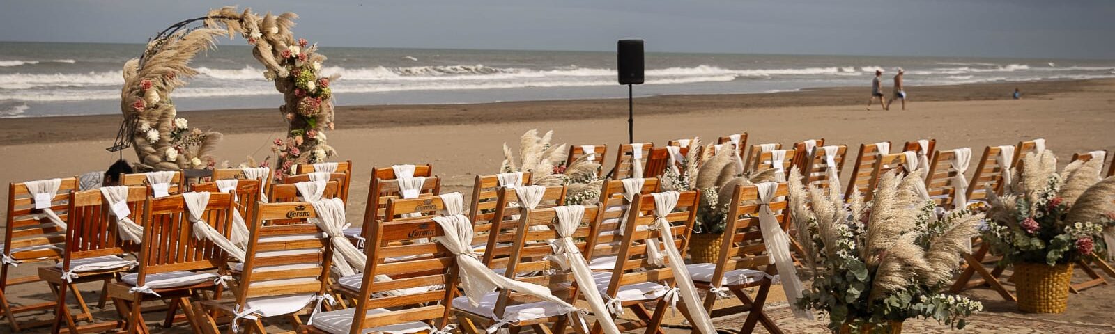 Mama Beach - Portada
