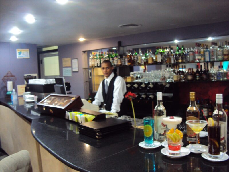 Pequeña Habana club social - Imagen principal